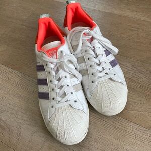 Adidas Sneakers Size 7 - image 1